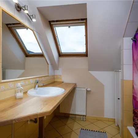 Via Mara Gæstehus 3*